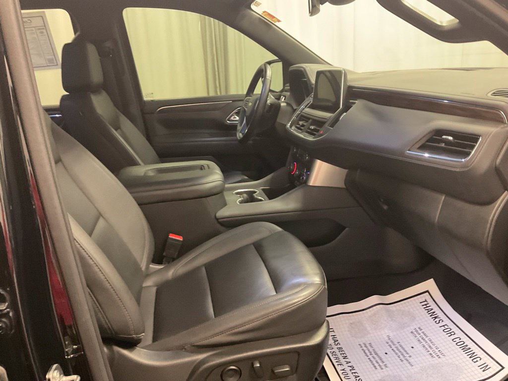 Used 2023 Chevrolet Tahoe LT w/ Luxury Package AWD/4WD image 29
