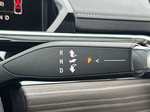 Used 2025 GMC Sierra EV Denali image 32