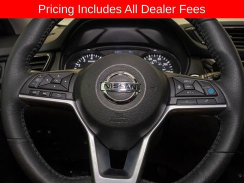 Used 2020 Nissan Rogue SV w/ Premium Package FWD image 20