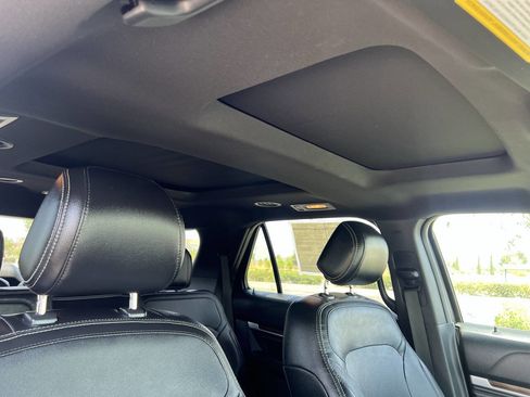 Used 2017 Ford Explorer Limited FWD image 21
