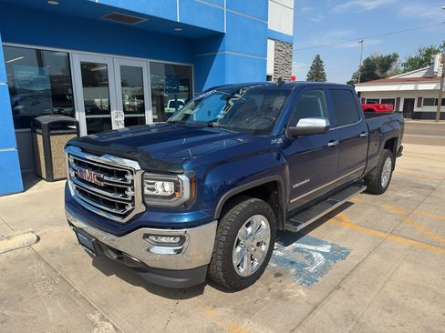 Used 2018 GMC Sierra 1500 SLT AWD/4WD image 2