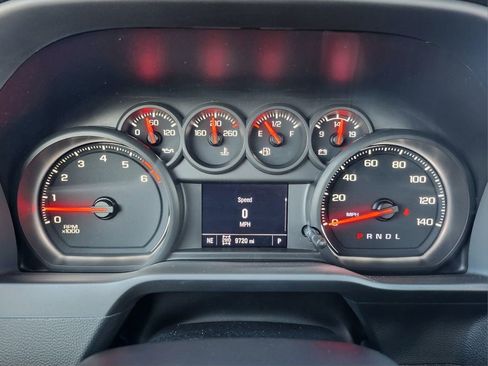 Used 2024 Chevrolet Silverado 2500 Custom w/ Custom Convenience Package image 16