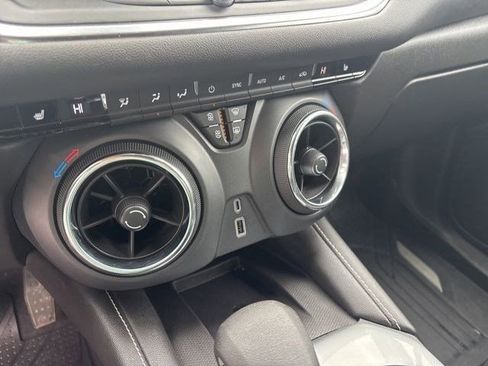 Used 2024 Chevrolet Blazer LT w/ Convenience Package image 24