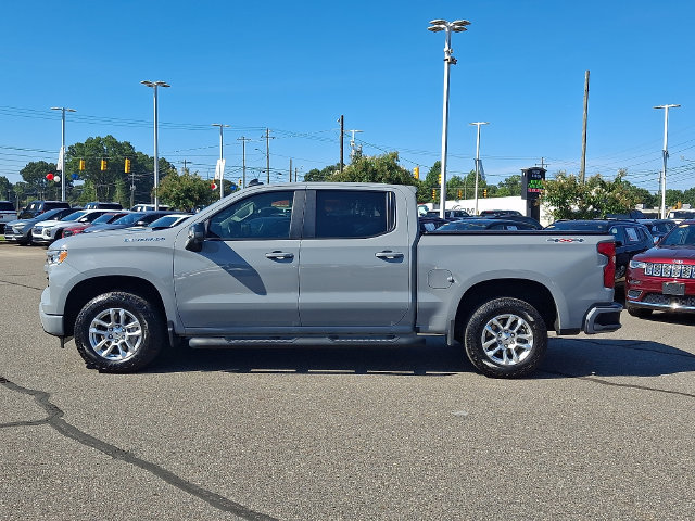 Used 2025 Chevrolet Silverado 1500 RST w/ Convenience Package II AWD/4WD image 7