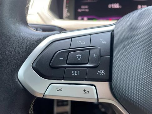 Used 2023 Volkswagen Tiguan SEL R-Line AWD/4WD image 16