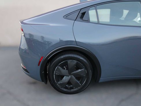 Used 2023 Toyota Prius LE image 9