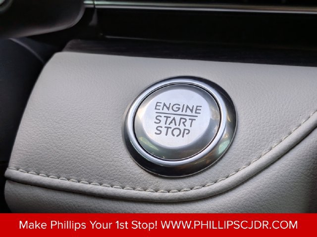 Used 2025 Lincoln Nautilus Reserve AWD/4WD image 29