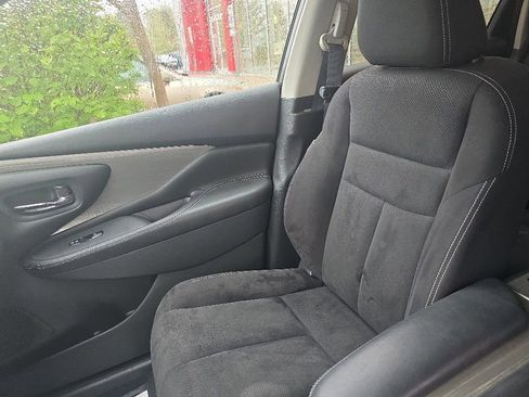 Used 2018 Nissan Murano SV w/ Premium Package AWD/4WD image 18