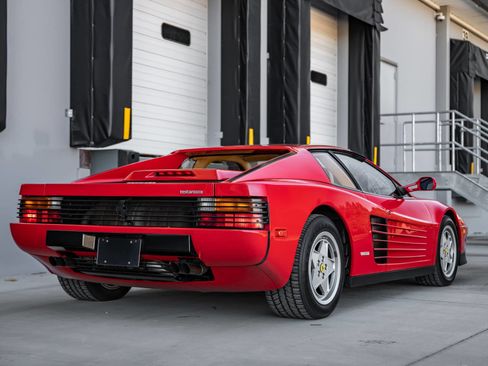 Used 1989 Ferrari Testarossa RWD image 9