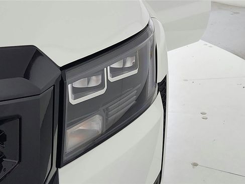 New 2026 Nissan Frontier SV w/ Tow Package image 36