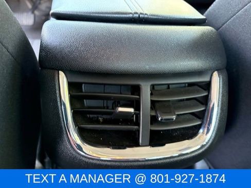 Used 2024 Chevrolet Malibu LT FWD image 9