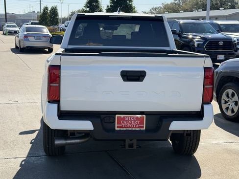 Used 2026 Toyota Tacoma SR5 image 6