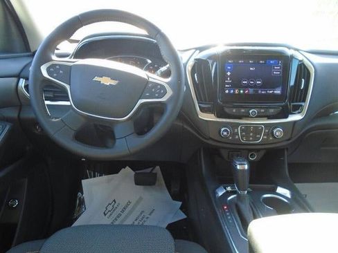 Used 2020 Chevrolet Traverse LT AWD/4WD image 16