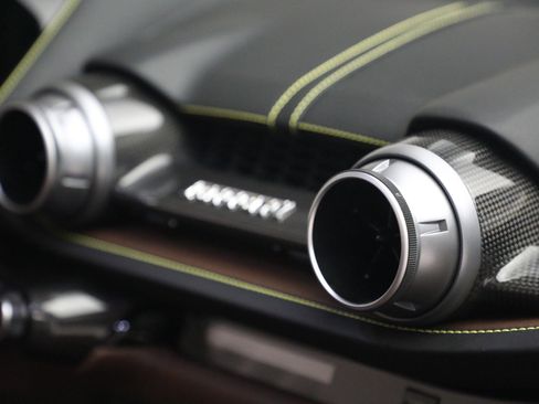 Certified 2022 Ferrari 812 GTS image 22