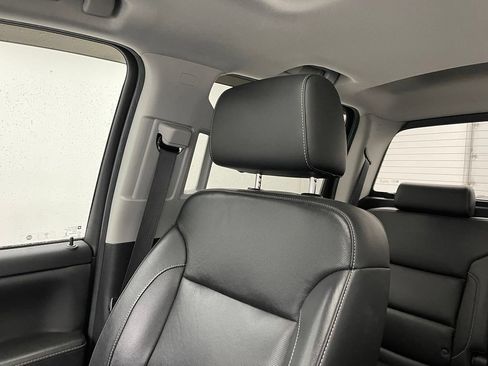 Used 2018 Chevrolet Silverado 1500 LTZ Z71 w/ Redline Edition AWD/4WD image 42
