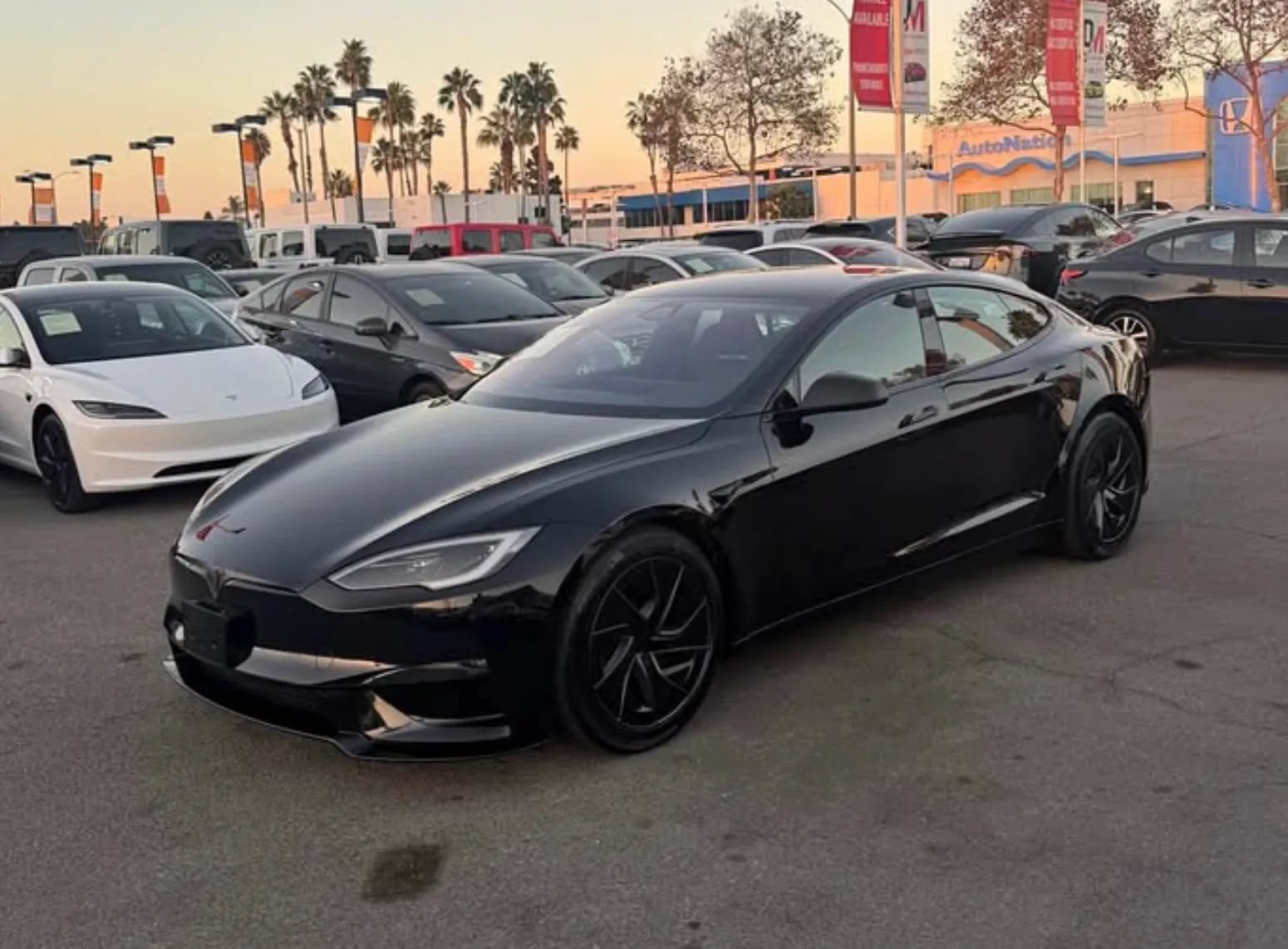 Used 2026 Tesla Model S Plaid AWD/4WD image 3