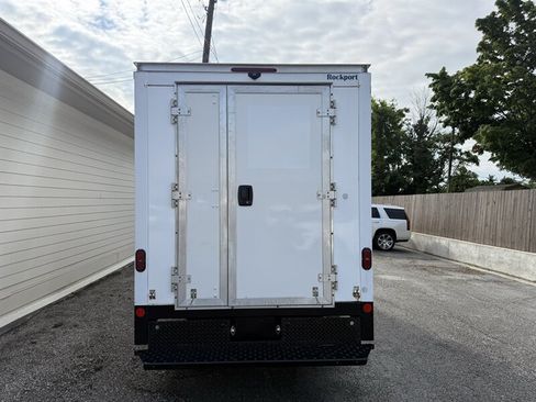 Used 2022 Chevrolet Express 3500 w/ Power Convenience Package RWD image 15