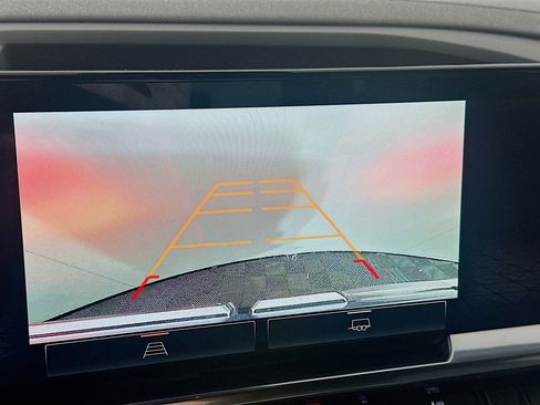 Used 2024 GMC Sierra 1500 Elevation image 22