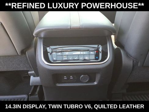 Used 2025 Nissan Armada Platinum AWD/4WD image 28