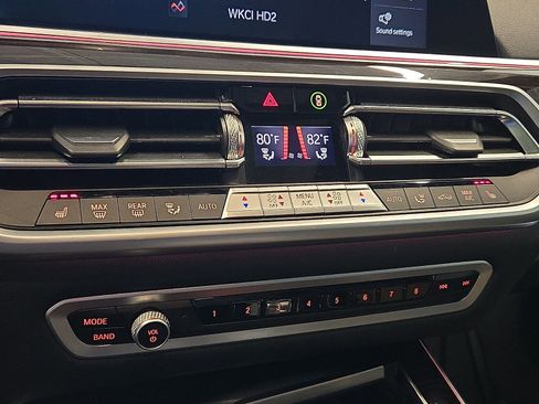 Used 2023 BMW X5 xDrive40i w/ Executive Package image 17