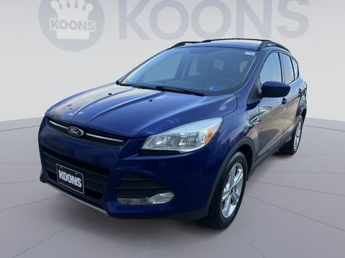 Used 2015 Ford Escape SE w/ Equipment Group 201A AWD/4WD image 5