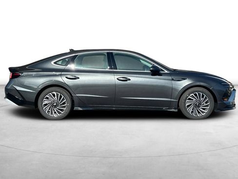 New 2026 Hyundai Sonata SEL FWD image 7