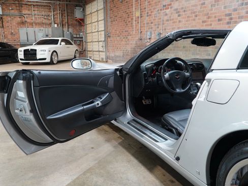 Used 2008 Chevrolet Corvette Coupe image 40
