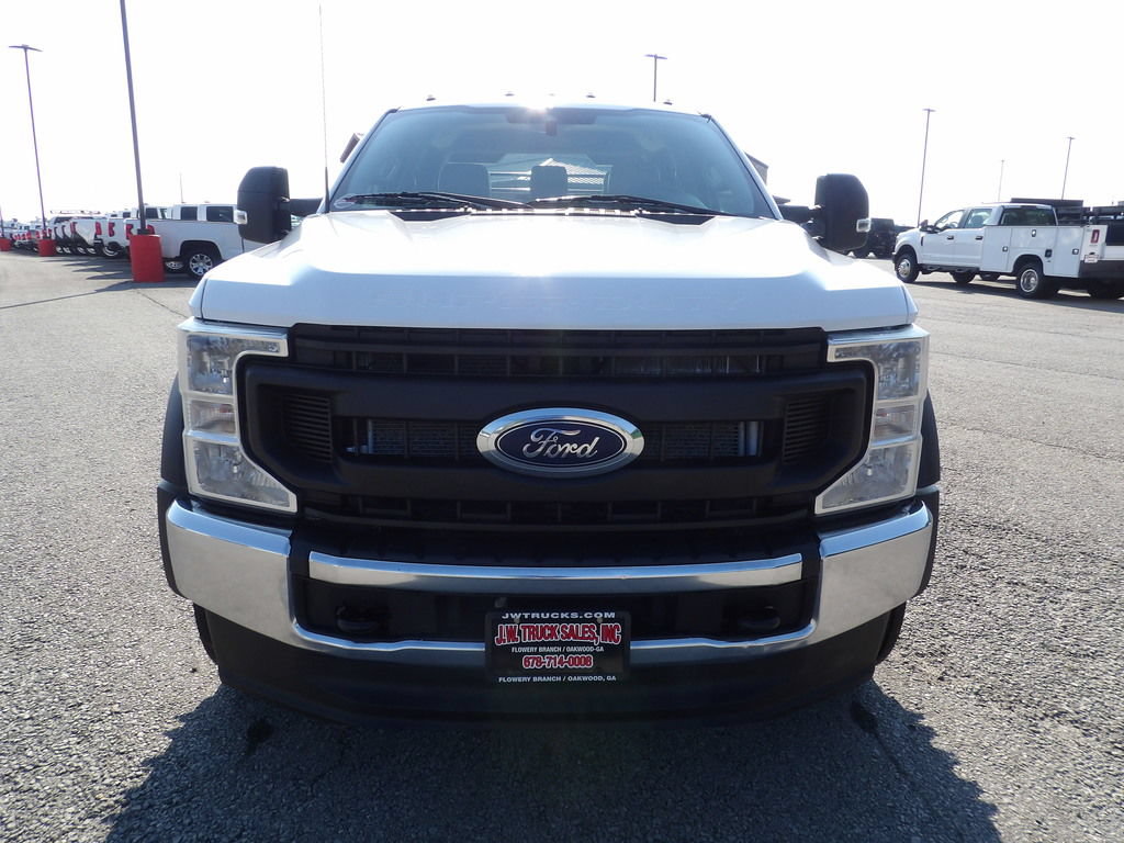 Used 2022 Ford F550 2WD Crew Cab Super Duty w/ Power Equipment Group image 12