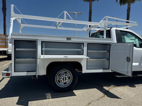 New 2025 Ford F350 XL w/ XL Chrome Package RWD image 28