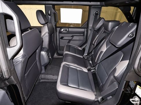 New 2025 Ford Bronco Outer Banks AWD/4WD image 12