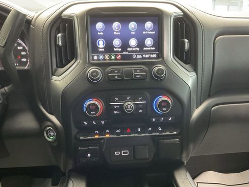 Used 2020 Chevrolet Silverado 1500 LTZ w/ LTZ Convenience Package AWD/4WD image 18