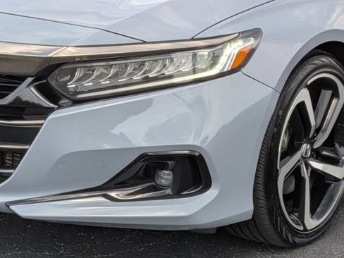 Used 2022 Honda Accord Sport image 9
