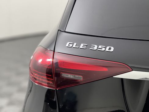 Used 2024 Mercedes-Benz GLE 350 4MATIC image 12