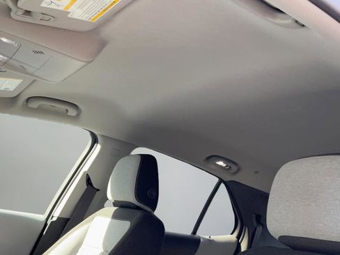 Used 2024 Chevrolet Equinox LS w/ LS Convenience Package FWD image 18