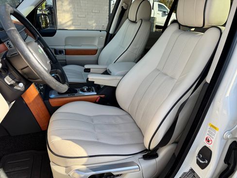 Used 2008 Land Rover Range Rover HSE image 25