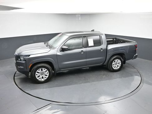 Used 2024 Nissan Frontier SV w/ SV Convenience Package image 37