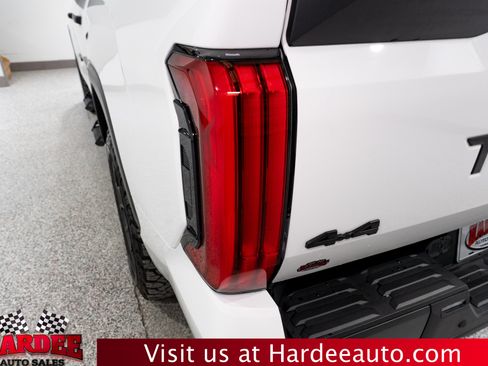 Used 2024 Toyota Tundra SR5 w/ SR5 Convenience Package AWD/4WD image 9