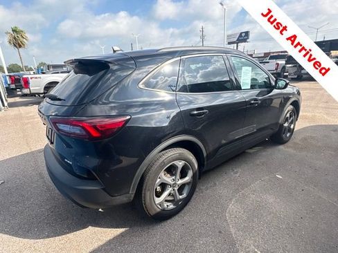 Used 2025 Ford Escape ST-Line Select AWD/4WD image 9