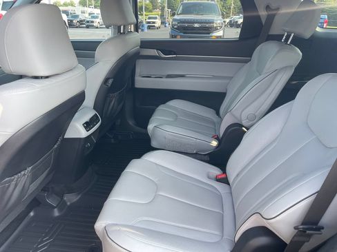 Used 2023 Hyundai Palisade SEL w/ Cargo Package FWD image 14