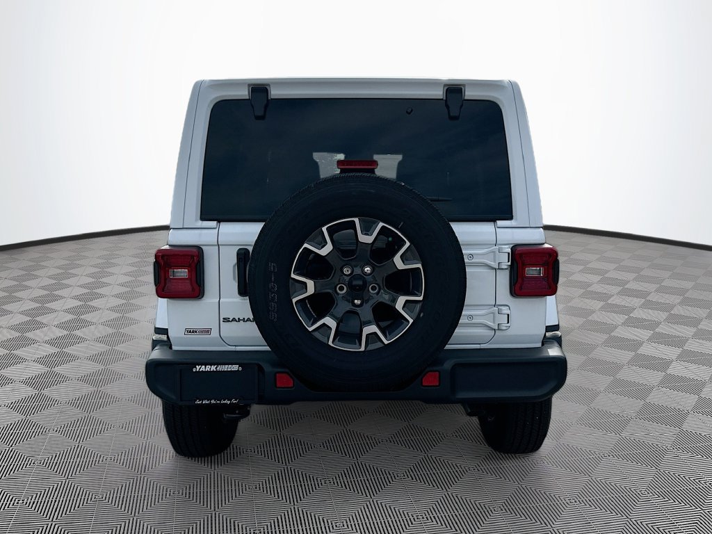 New 2026 Jeep Wrangler Unlimited Sahara AWD/4WD image 8