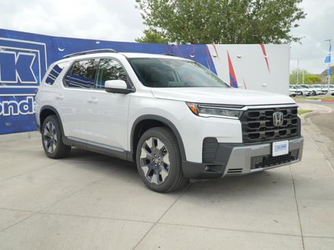 New 2026 Honda Pilot Elite image 3