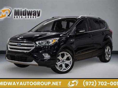 Used 2019 Ford Escape Titanium image 1