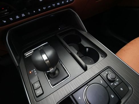 Certified 2025 MAZDA CX-90 3.3 Turbo S w/ Premium Plus image 16