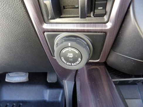 Used 2020 Ford F250 Limited image 24