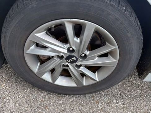 Used 2020 Kia Optima LX FWD image 20