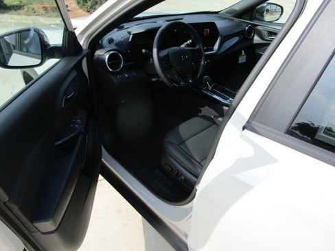 New 2026 Chevrolet Trax RS w/ Driver Confidence Package image 12