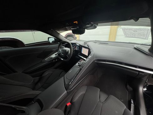 Used 2025 Chevrolet Corvette Z06 image 24