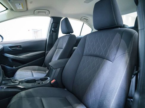 Used 2024 Toyota Corolla LE FWD image 6