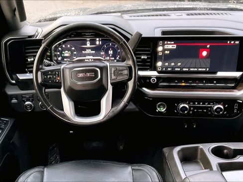 Used 2022 GMC Sierra 1500 Elevation image 4