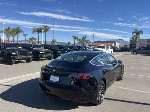 Used 2020 Tesla Model 3 Long Range image 8